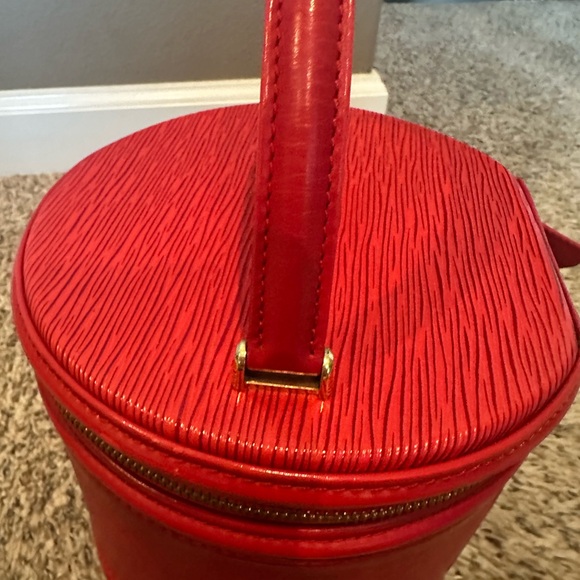 Louis Vuitton Red Epi Leather Cannes Bucket Bag with Top Handle - Picture 6 of 12